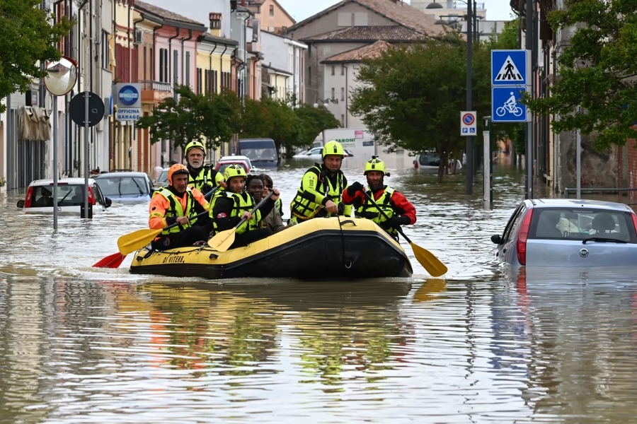 Behavior during floods